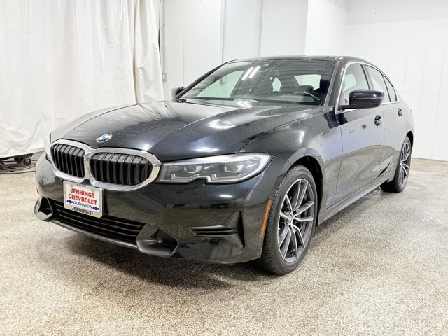 Used 2021 BMW 330i Sedan w/ Convenience Package RWD image 3