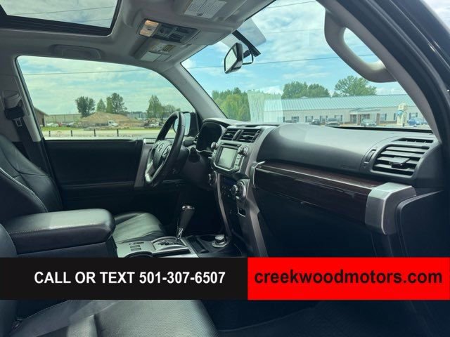 Used 2017 Toyota 4Runner Limited AWD/4WD image 10