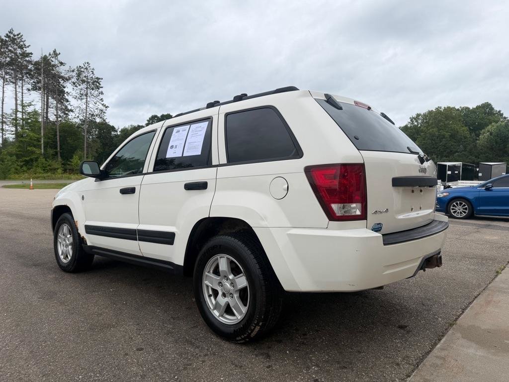 Used 2005 Jeep Grand Cherokee Laredo AWD/4WD image 6