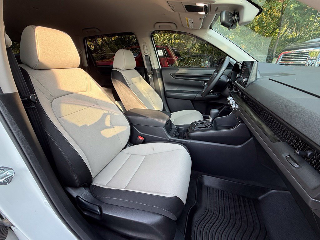 Used 2023 Honda CR-V LX image 40