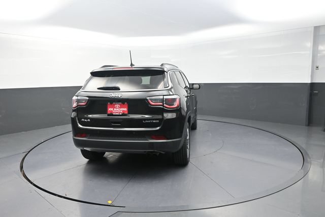 Used 2018 Jeep Compass Limited w/ Navigation Group AWD/4WD image 59