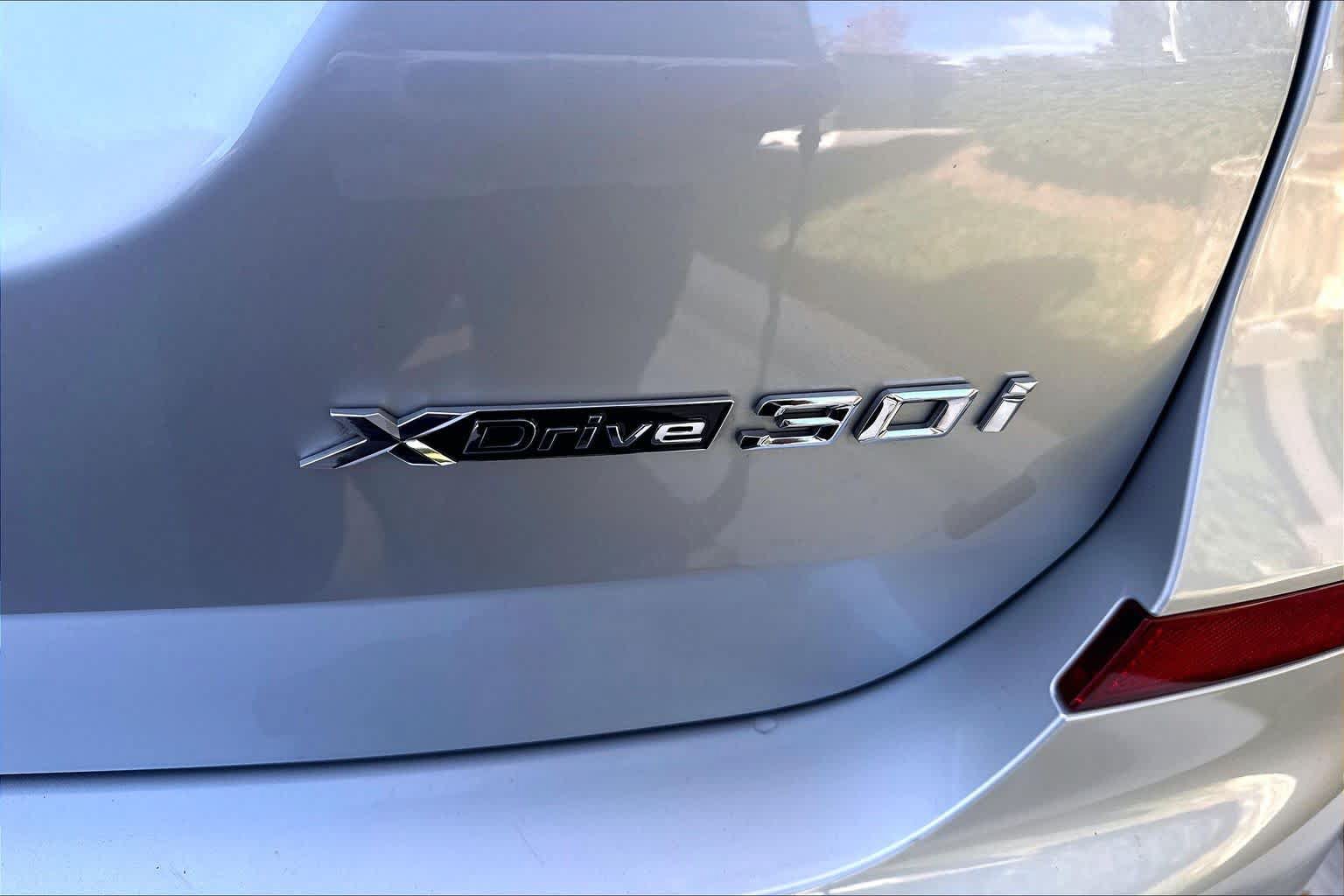 Used 2019 BMW X3 xDrive30i w/ Driving Assistance Package AWD/4WD image 9