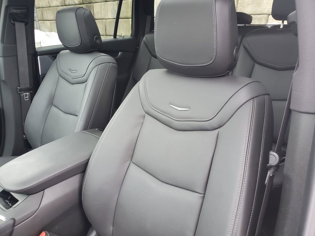 Certified 2024 Cadillac XT6 Premium Luxury w/ LPO, Floor Liner Package image 33