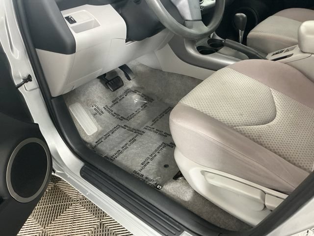 Used 2006 Toyota RAV4 4WD image 14
