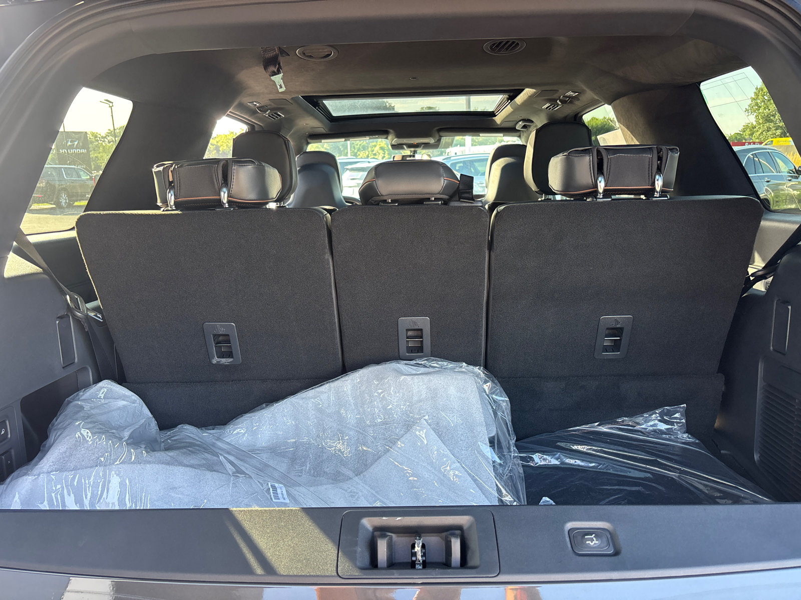 New 2027 Lincoln Navigator Black Label AWD/4WD image 9