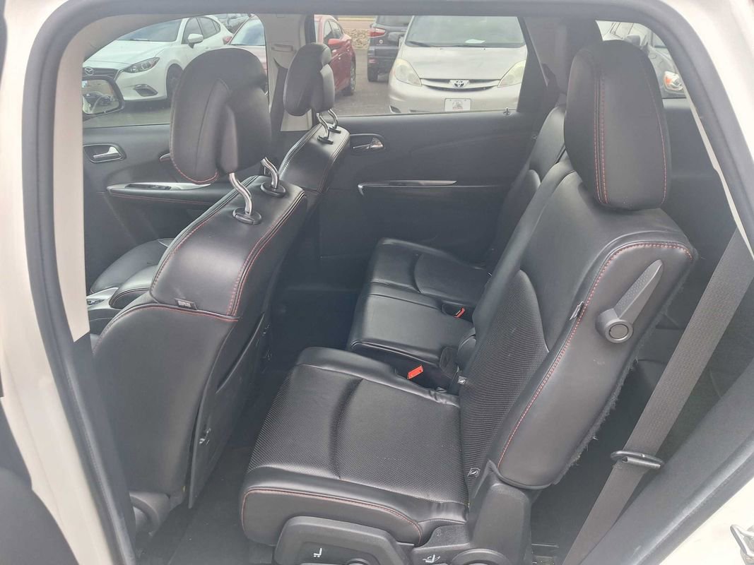 Used 2016 Dodge Journey R/T w/ Driver Convenience Group FWD image 12