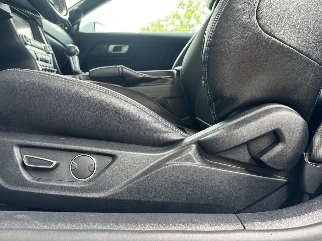 Used 2019 Ford Mustang GT Premium RWD image 24