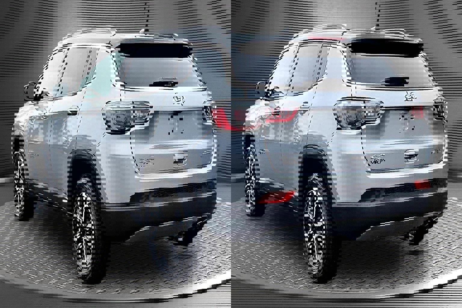 Used 2022 Jeep Compass Limited w/ Sun and Sound Group image 4