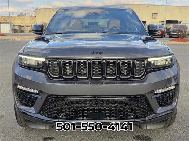 Used 2025 Jeep Grand Cherokee Summit w/ Obsidian Package image 5