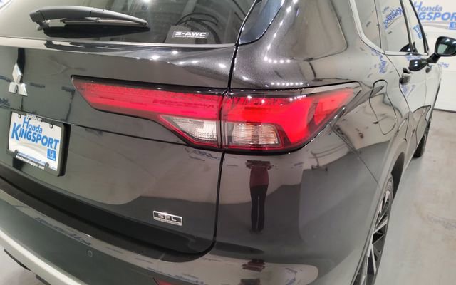 Used 2022 Mitsubishi Outlander SEL image 8