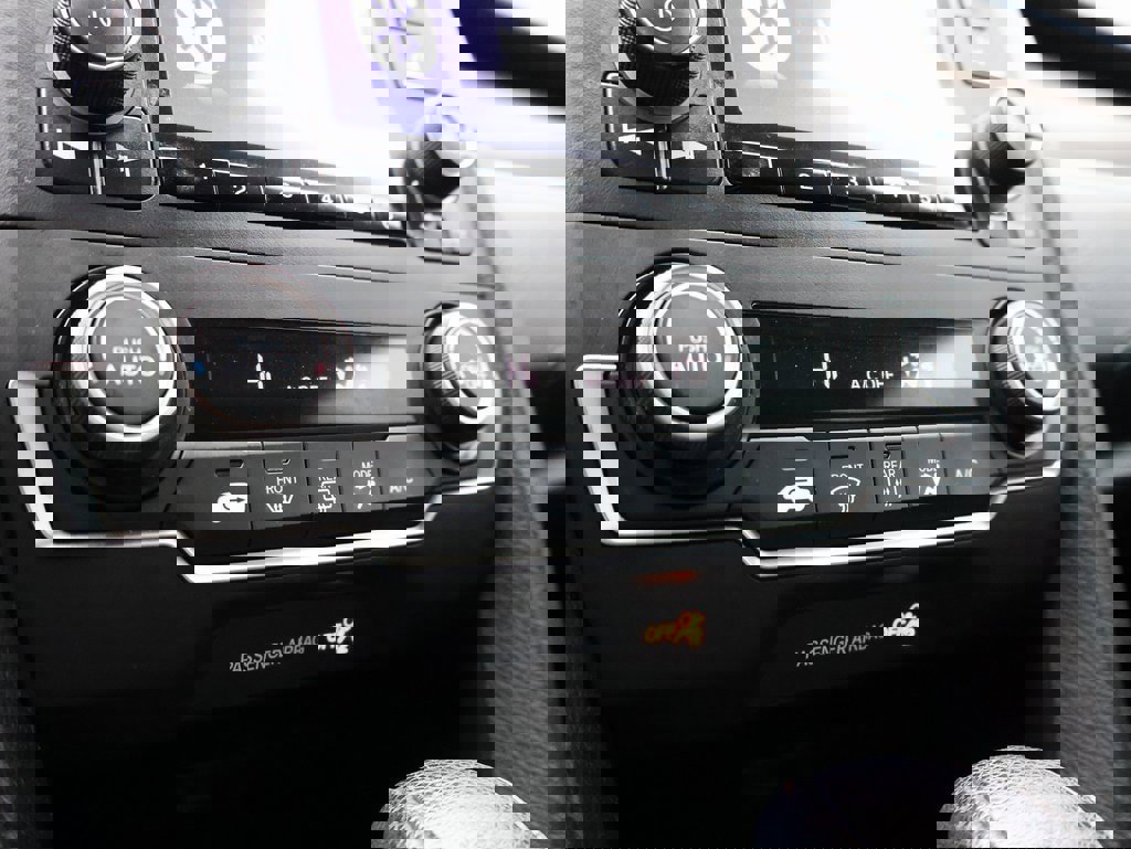 Used 2020 Honda Civic LX image 35