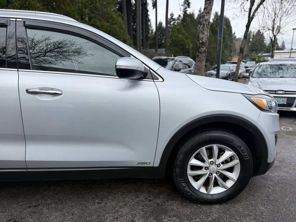 Used 2017 Kia Sorento LX image 13