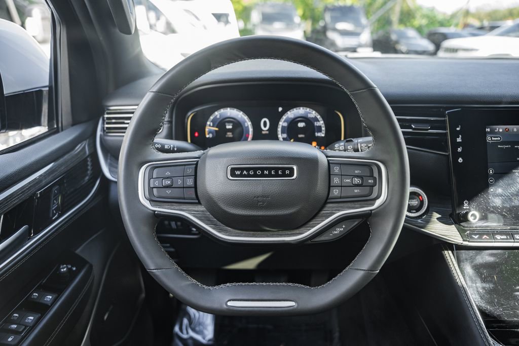 Used 2022 Jeep Wagoneer Series III image 27