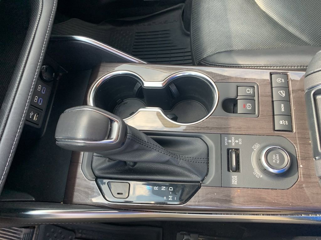 Used 2022 Toyota Highlander Limited image 22