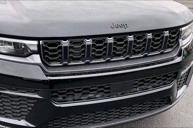 New 2026 Jeep Grand Cherokee L 4WD image 35