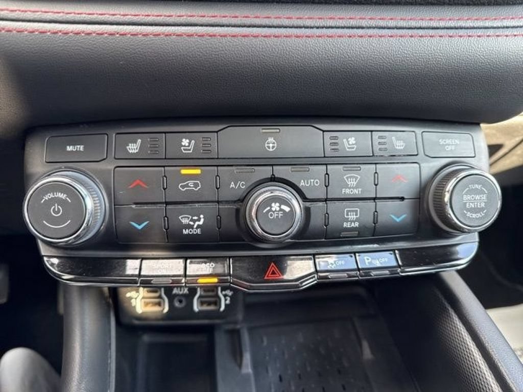 Used 2025 Dodge Durango R/T AWD/4WD image 27
