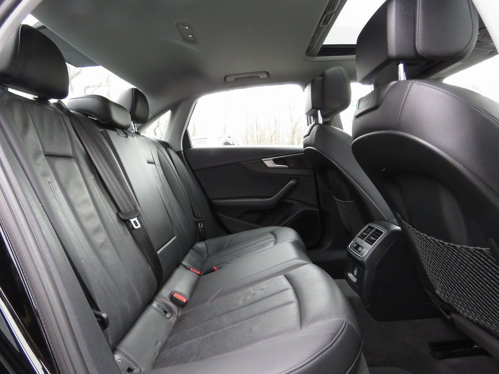 Used 2019 Audi A4 2.0T Premium image 16