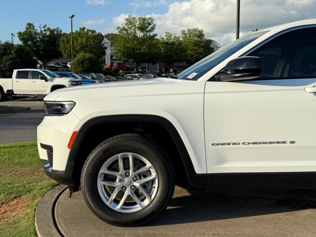 New 2026 Jeep Grand Cherokee L Laredo AWD/4WD image 12