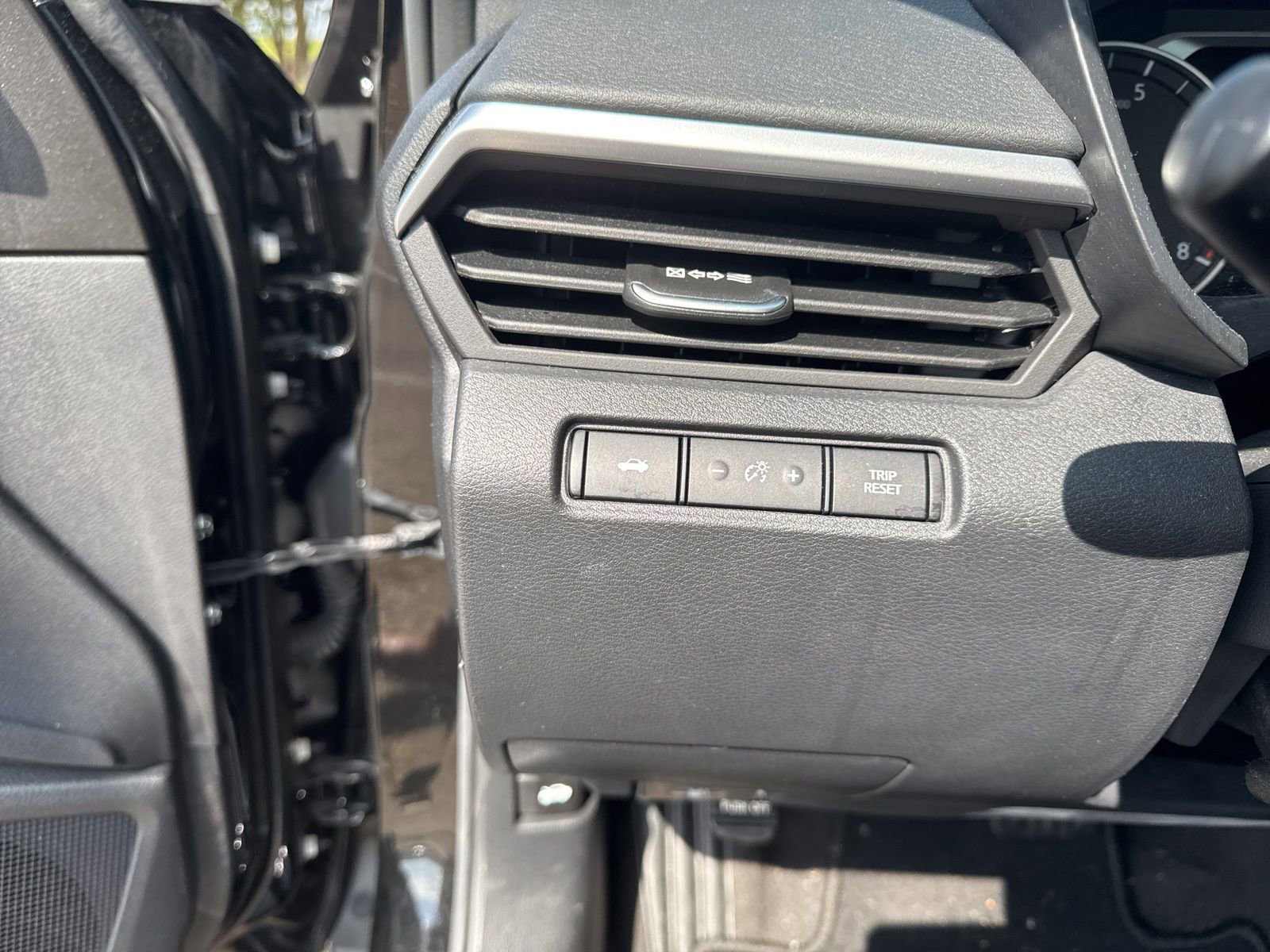 Used 2022 Nissan Altima 2.5 SV image 14