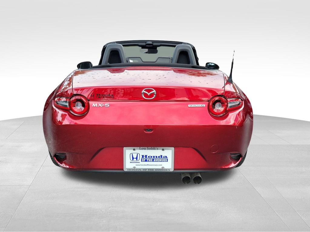 Used 2025 MAZDA MX-5 Miata Sport RWD image 9