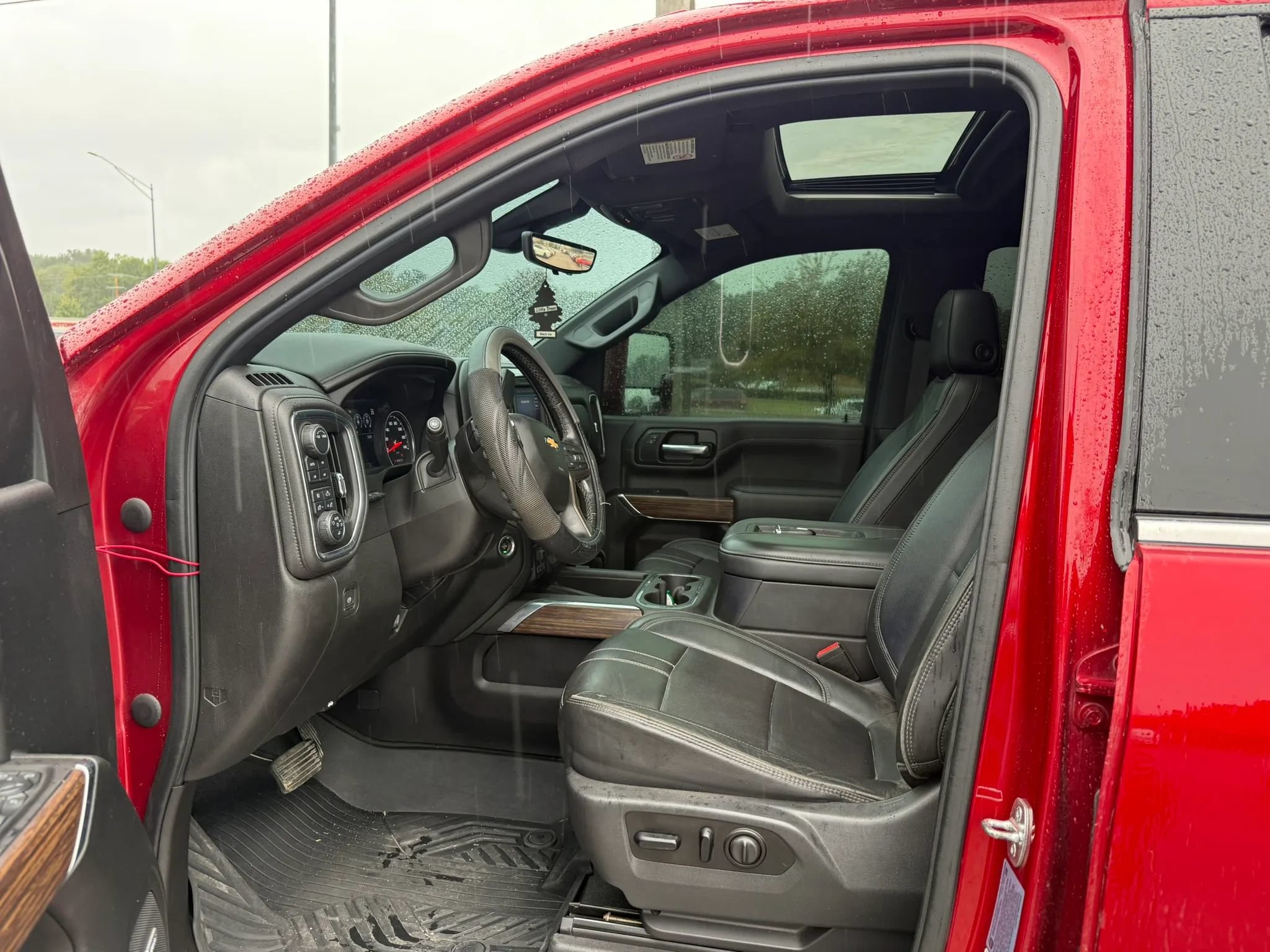 Used 2021 Chevrolet Silverado 2500 High Country w/ Z71 Off-Road Package AWD/4WD image 5