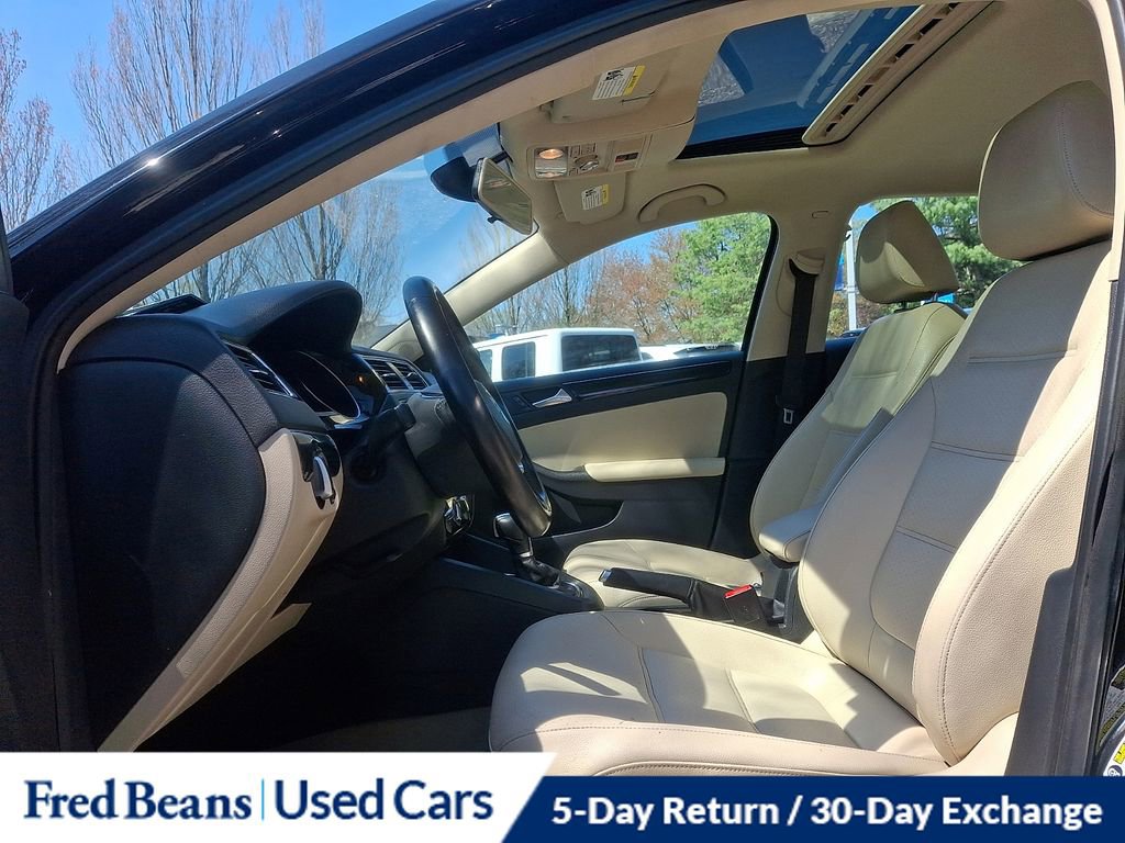 Used 2016 Volkswagen Jetta SEL FWD image 13