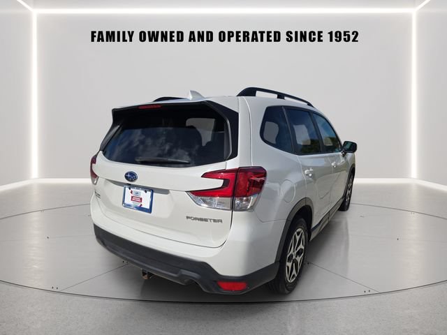 Used 2020 Subaru Forester Premium w/ Popular Package #1 AWD/4WD image 3