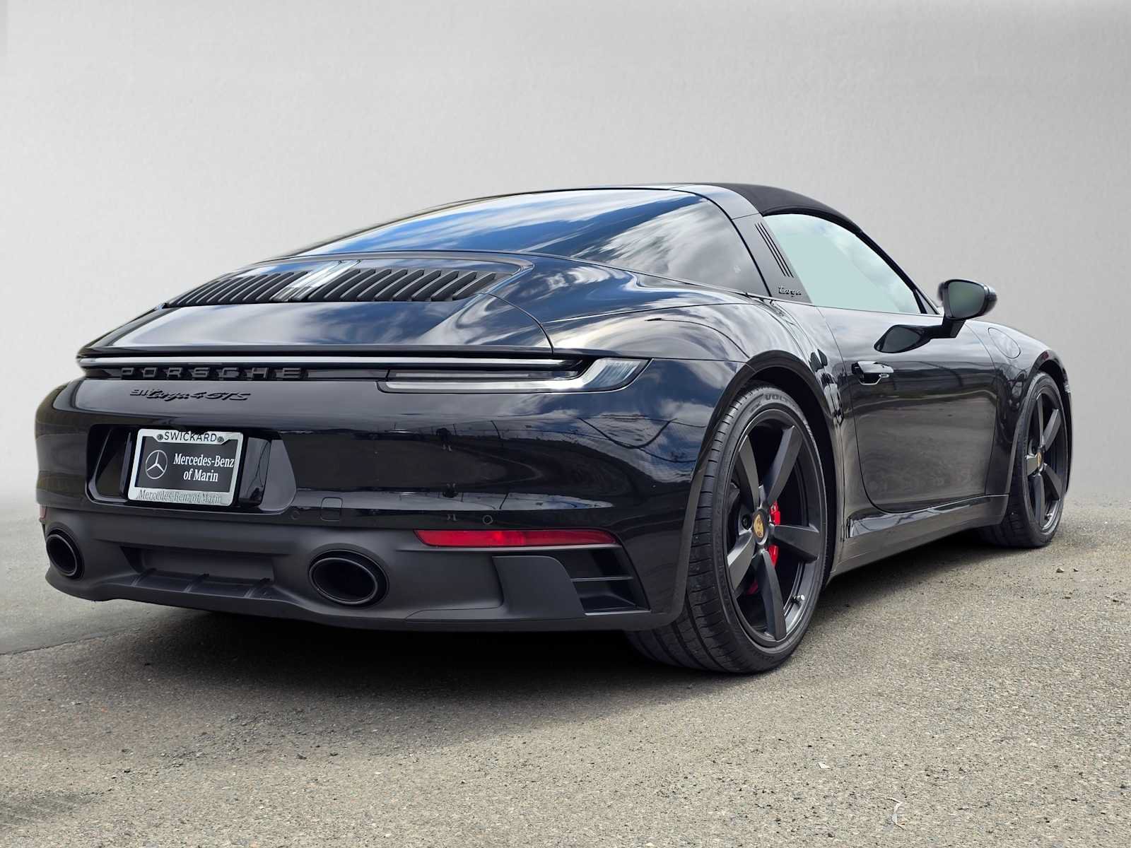 Used 2024 Porsche 911 Targa 4 GTS AWD/4WD image 3