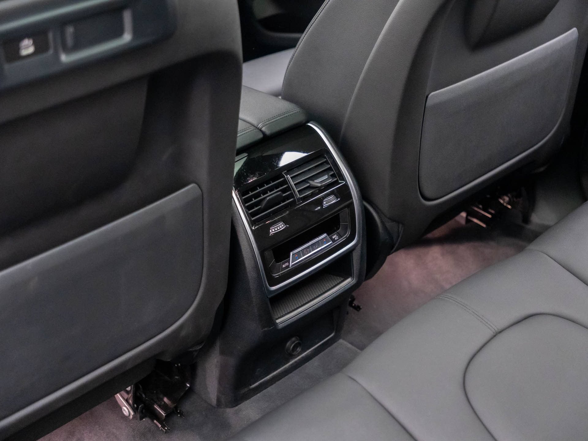 Certified 2022 BMW X5 xDrive40i AWD/4WD image 19