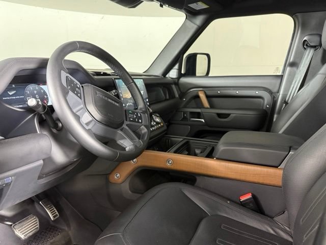Used 2024 Land Rover Defender 110 X AWD/4WD image 17
