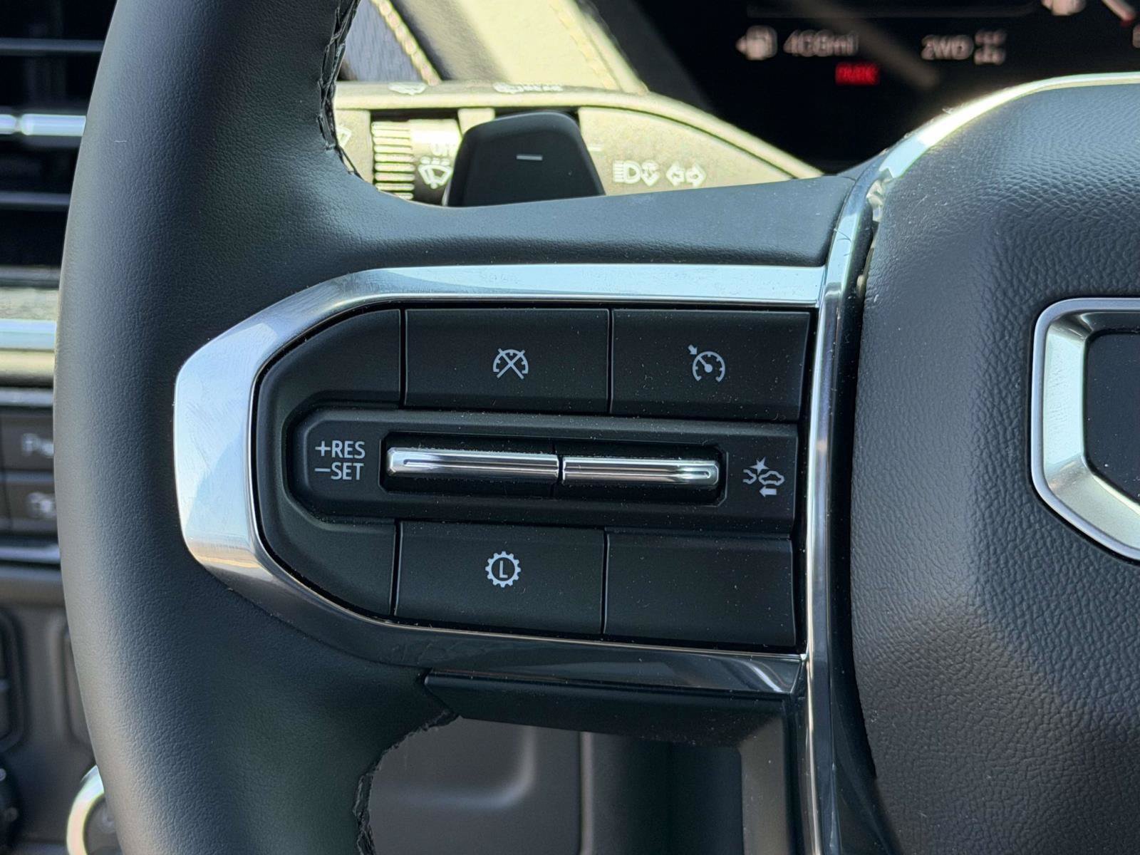 New 2026 GMC Yukon Elevation AWD/4WD image 13