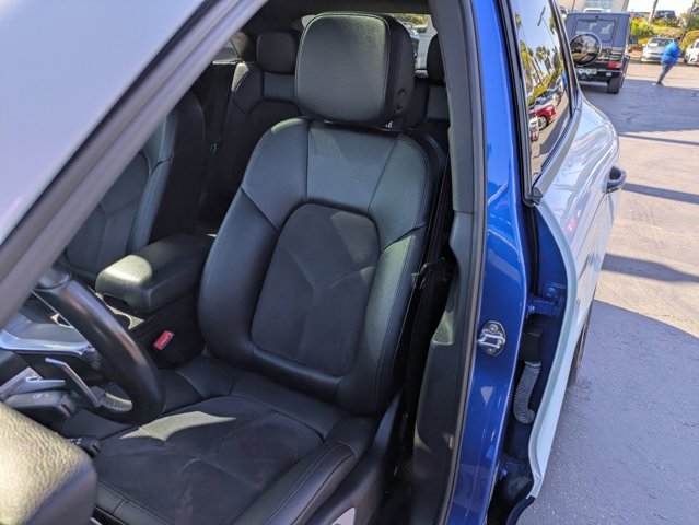 Used 2018 Porsche Macan AWD/4WD image 16