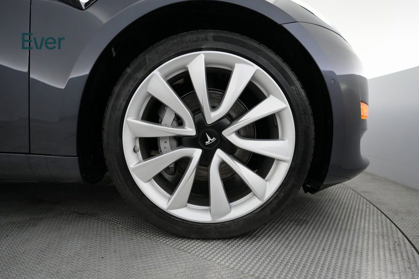 Used 2019 Tesla Model 3 Standard Range Plus image 19