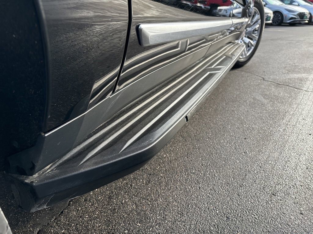 Certified 2023 GMC Yukon XL Denali image 44