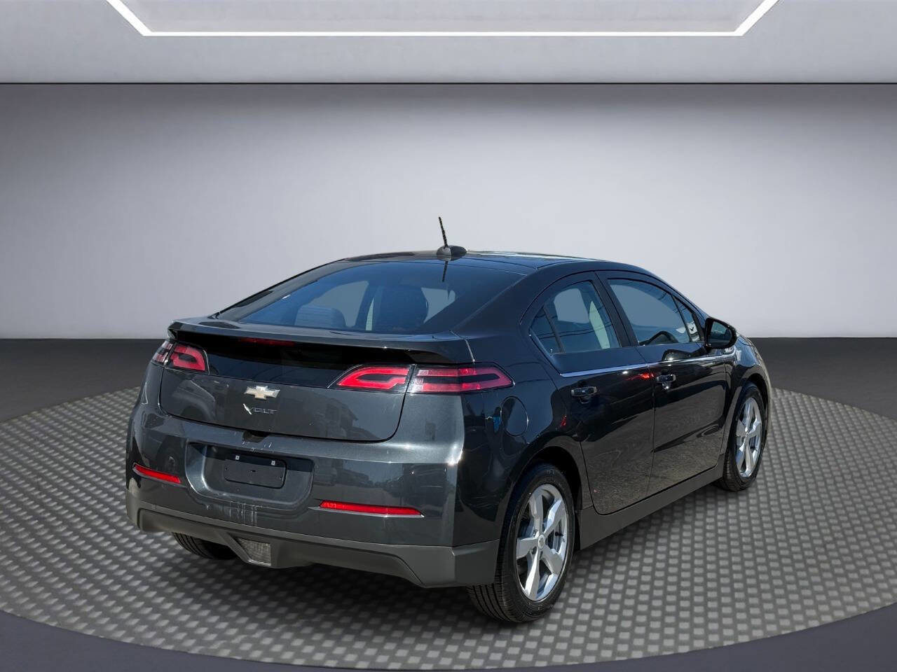 Used 2015 Chevrolet Volt FWD image 8