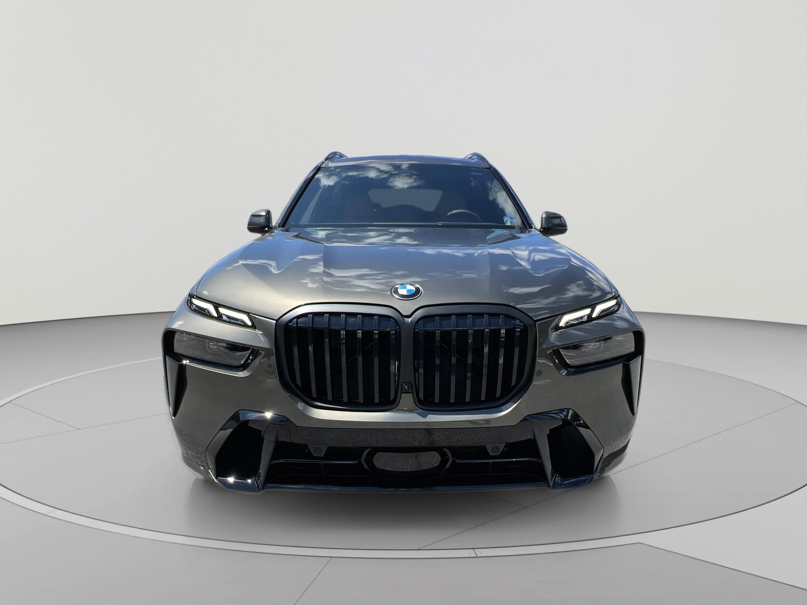 New 2027 BMW X7 xDrive40i w/ M Sport Package AWD/4WD image 8