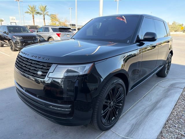 Used 2023 Land Rover Range Rover Long Wheelbase SE