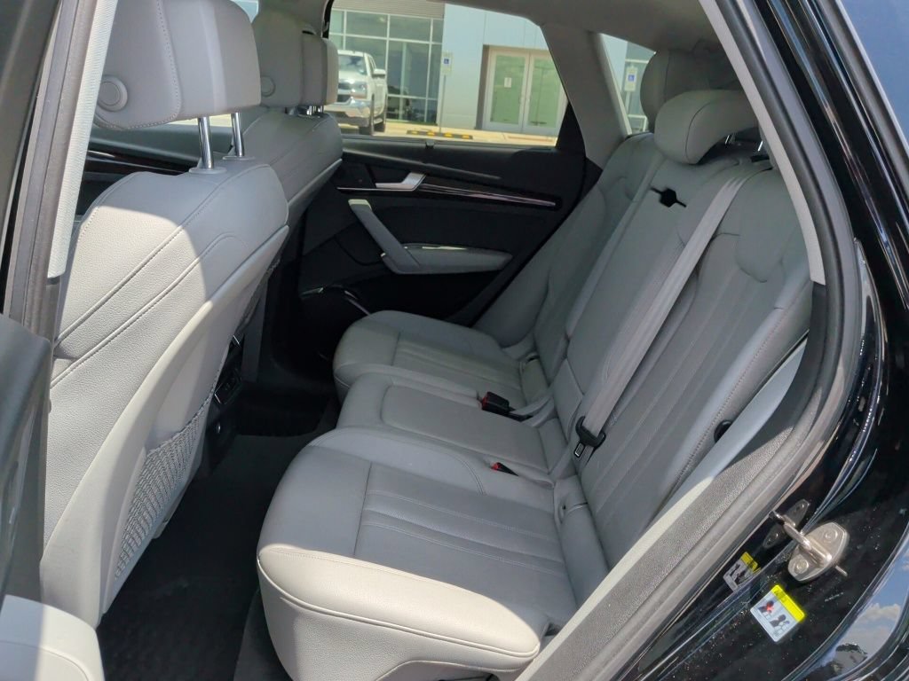 Used 2018 Audi Q5 2.0T Premium Plus w/ Premium Plus Package AWD/4WD image 36