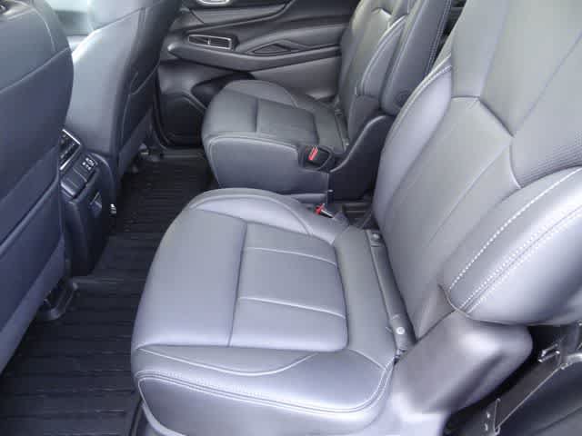 Used 2023 Subaru Ascent Limited AWD/4WD image 8