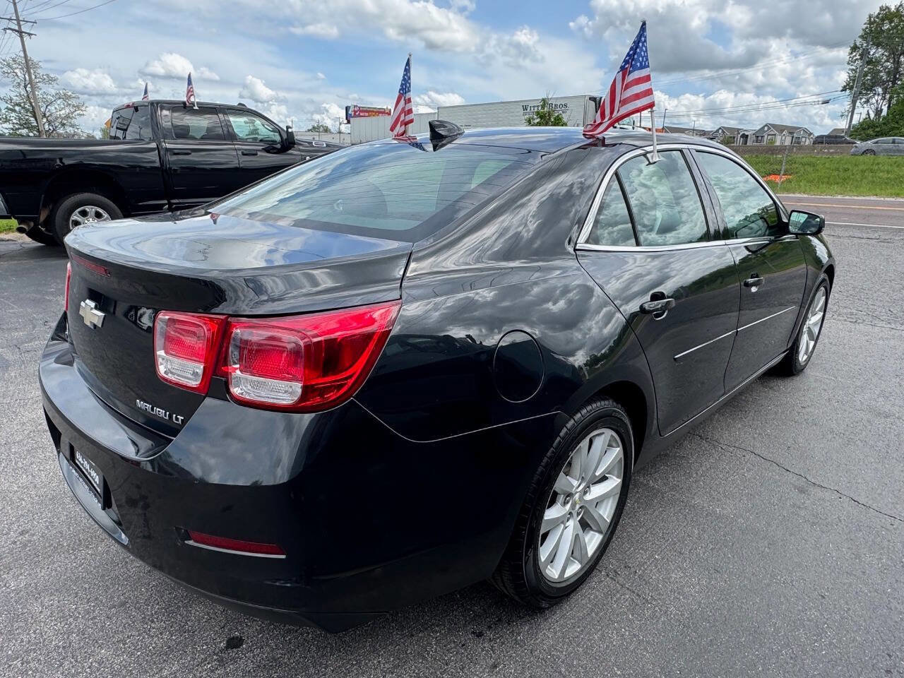 Used 2015 Chevrolet Malibu LT FWD image 5