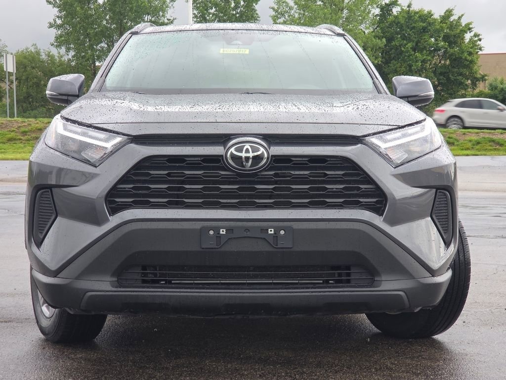 Used 2024 Toyota RAV4 XLE FWD image 3