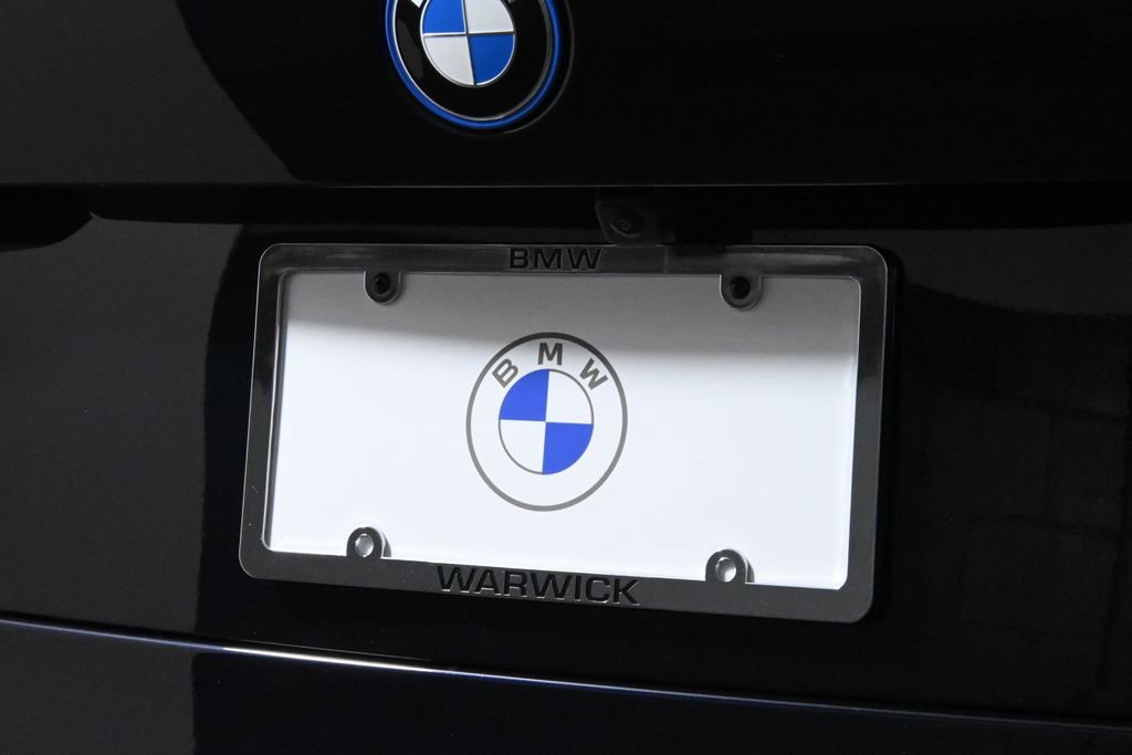 Used 2026 BMW X5 xDrive50e w/ M Sport Package AWD/4WD image 14