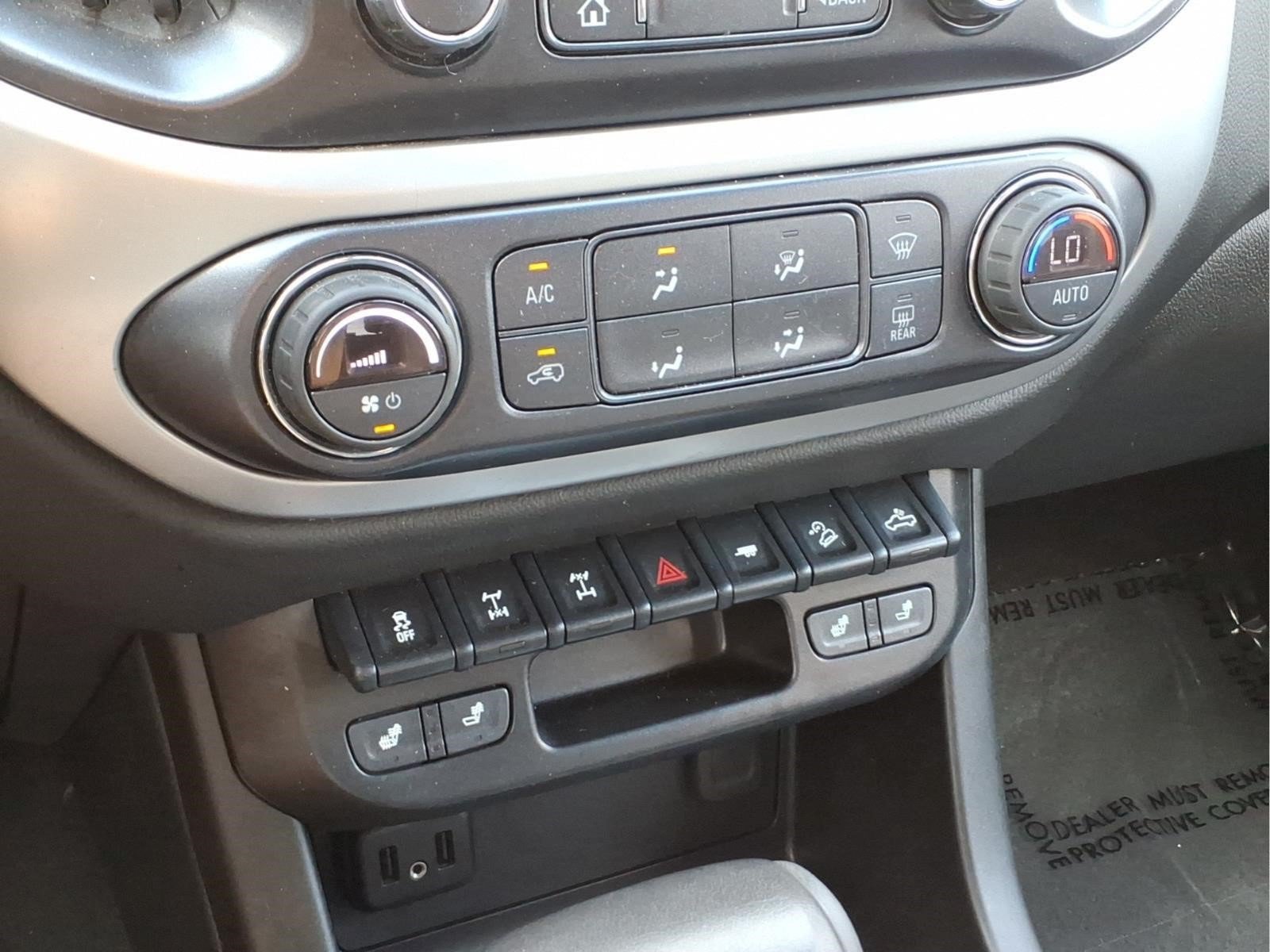 Used 2021 Chevrolet Colorado ZR2 w/ ZR2 Midnight Special Edition AWD/4WD image 18
