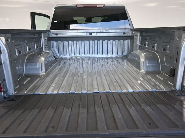 Used 2025 Chevrolet Silverado 1500 LT AWD/4WD image 19