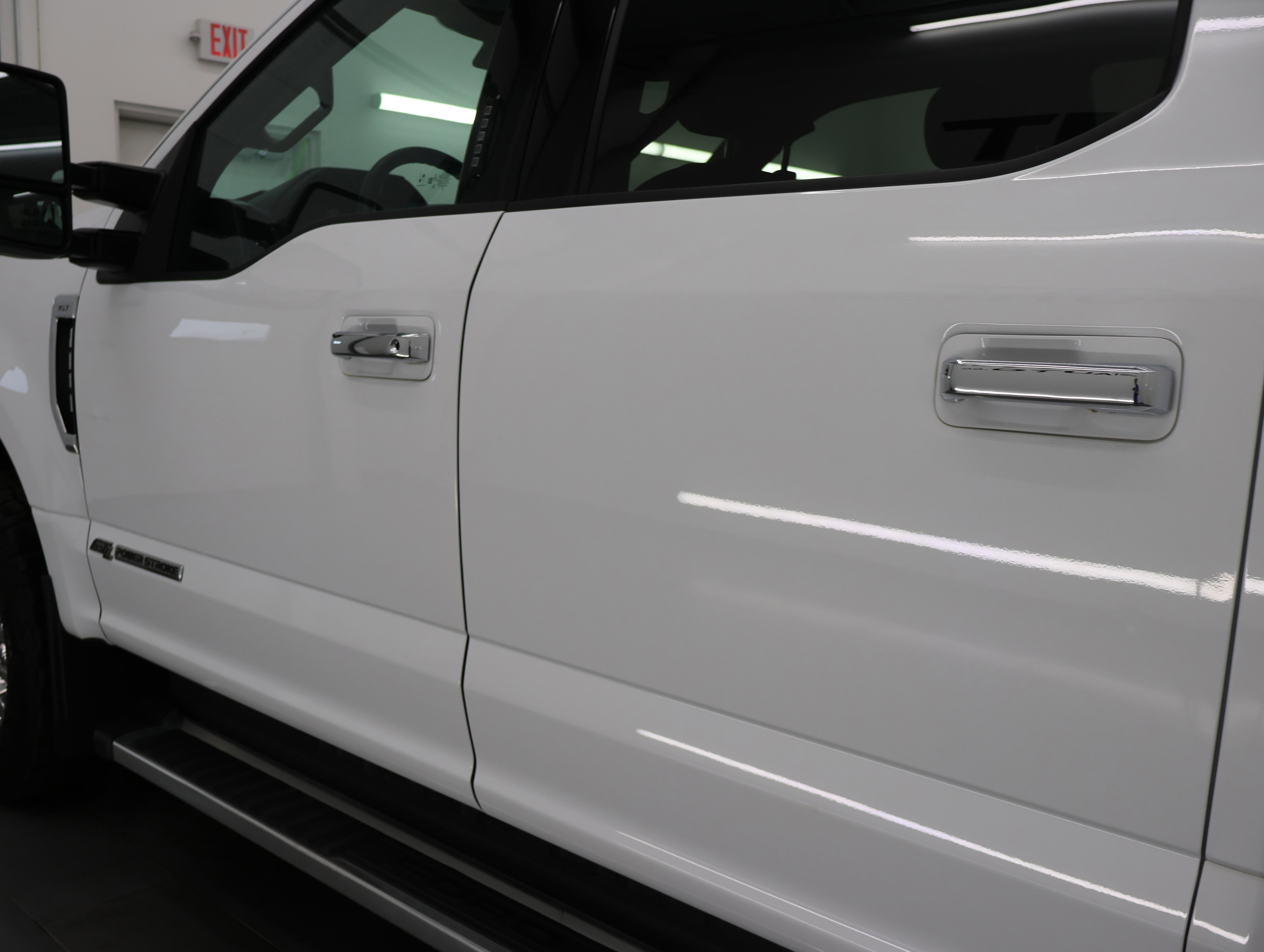 Used 2022 Ford F250 XLT w/ XLT Premium Package AWD/4WD image 31