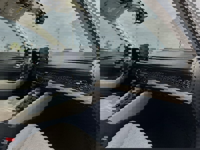 Used 2023 Honda Accord EX image 6