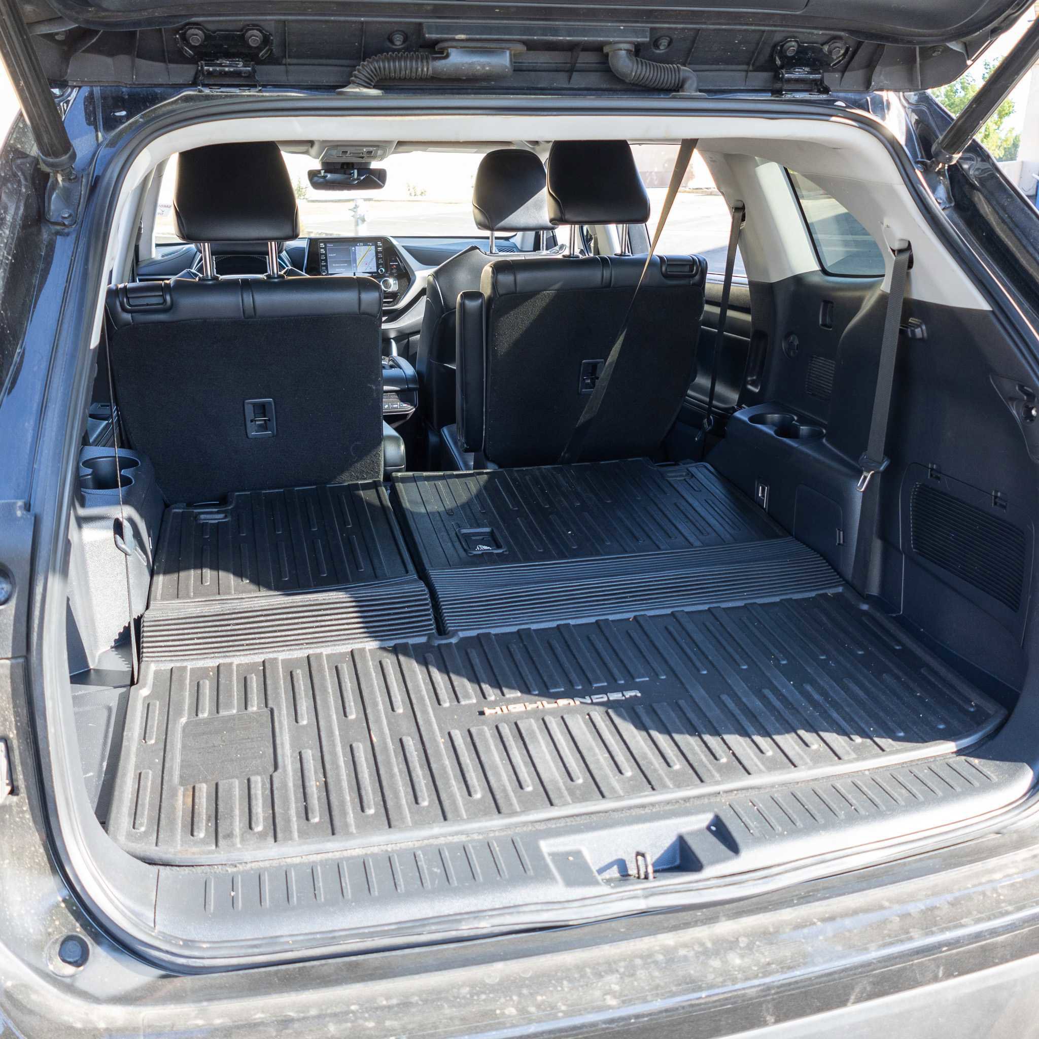 Used 2021 Toyota Highlander XLE image 18