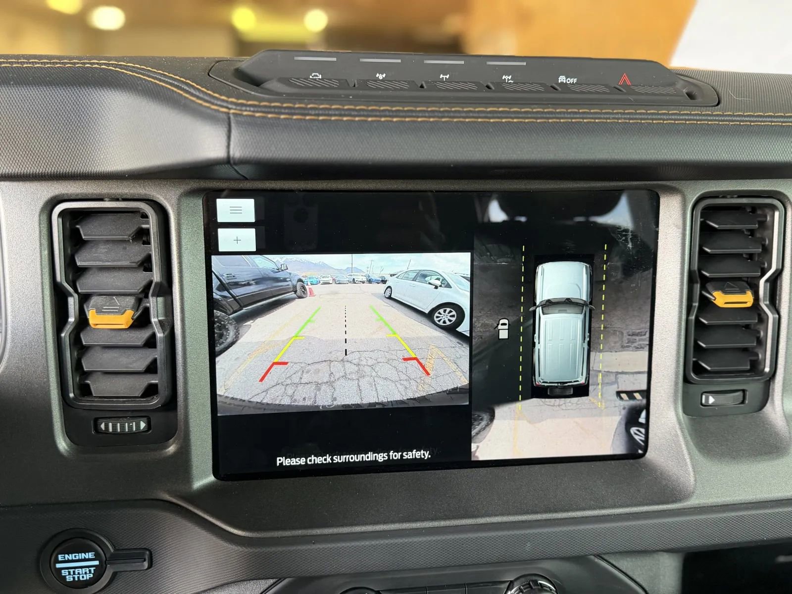 Used 2024 Ford Bronco Badlands image 33