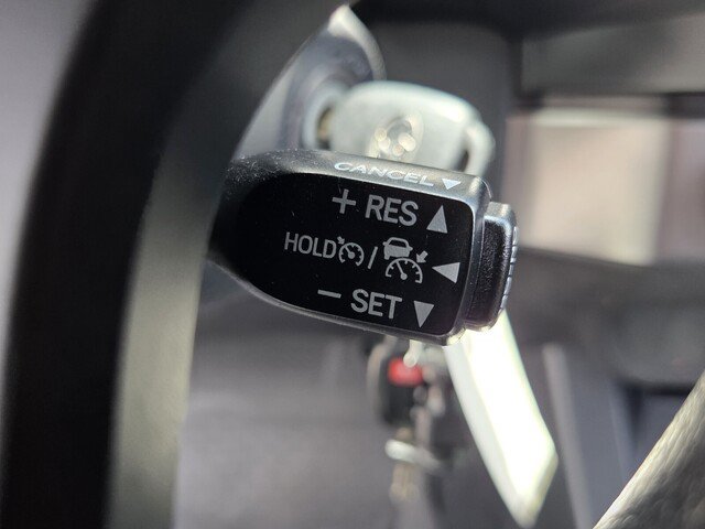 Used 2022 Toyota Tacoma SR w/ SR Convenience Package AWD/4WD image 34
