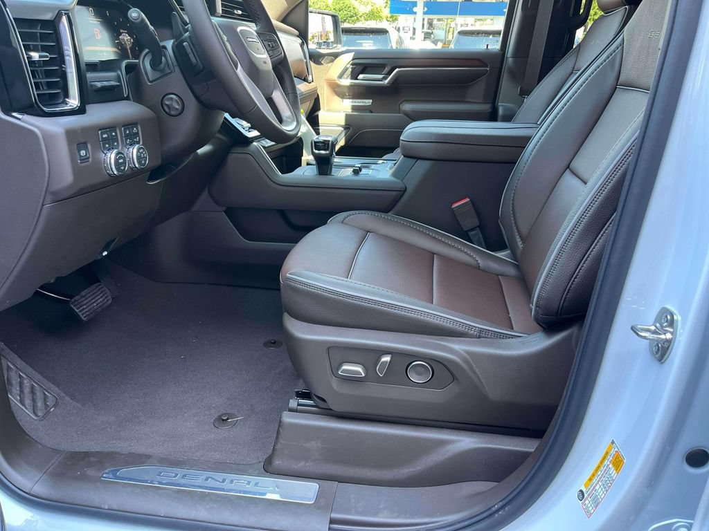 New 2026 GMC Sierra 1500 Denali w/ Denali Reserve Package AWD/4WD image 22